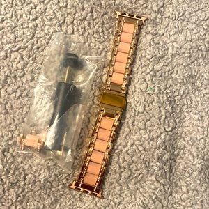 rose gold apple watch band